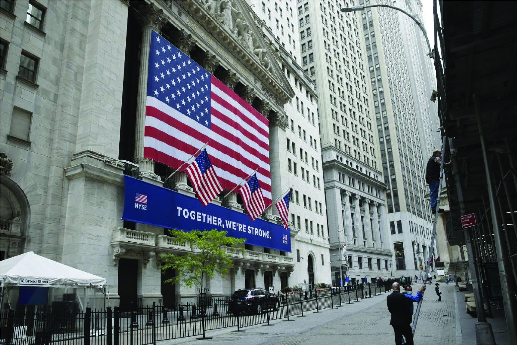 Stock futures experienced